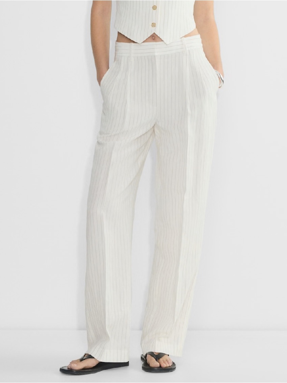 Aritzia Effortless Pants